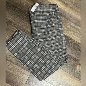 American Eagle Plaid Pants NWT